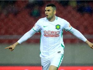 Burak Yılmaz İlk Golünü Attı